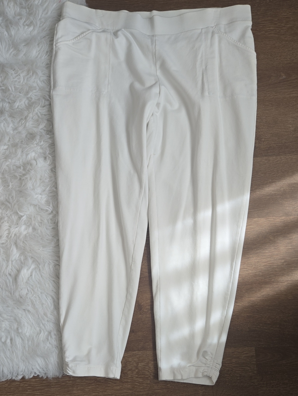 J. Jill Cream Pull-On Ankle Ponte Pants